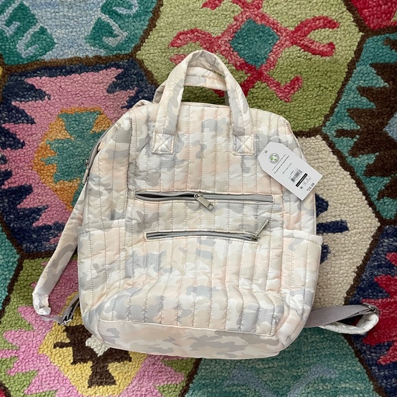 Backpack - Picture 1 of 4